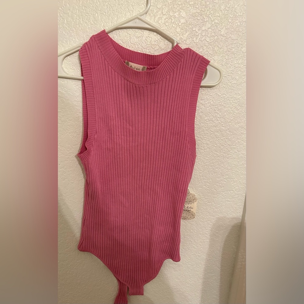 NEVER WORN WITH TAGS! altar’d State pink bodysuit (large)